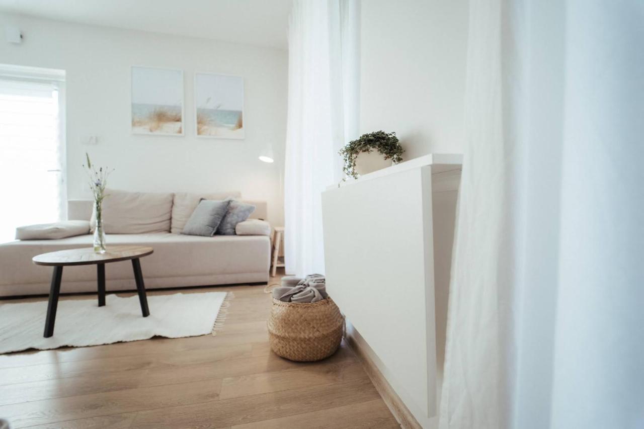 No.1 Apartment In Palanga, Vaivorykstes Apartment Ngoại thất bức ảnh